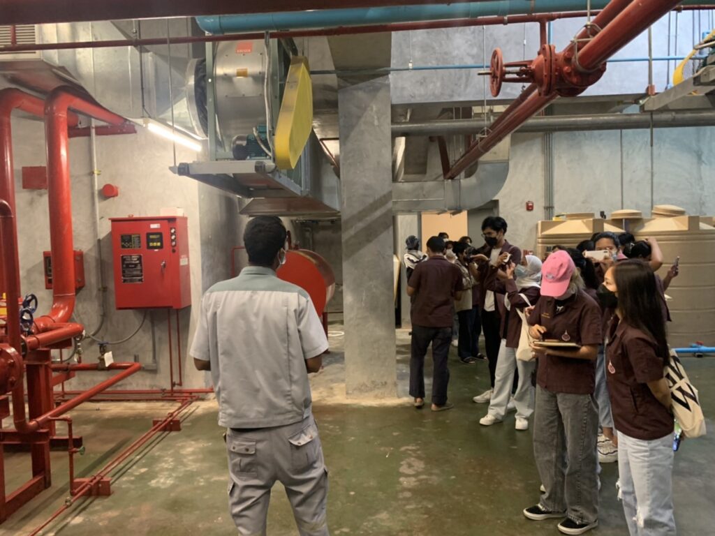 ภาพบรรยากาศนักศึกษา ปี4 สำนักวิชาสถาปัตยกรรมศาสตร์และการออกแบบ สาขาสถาปัตยกรรม มหาวิทยลัยวลัยลักษณ์ ออกทัศนศึกษา