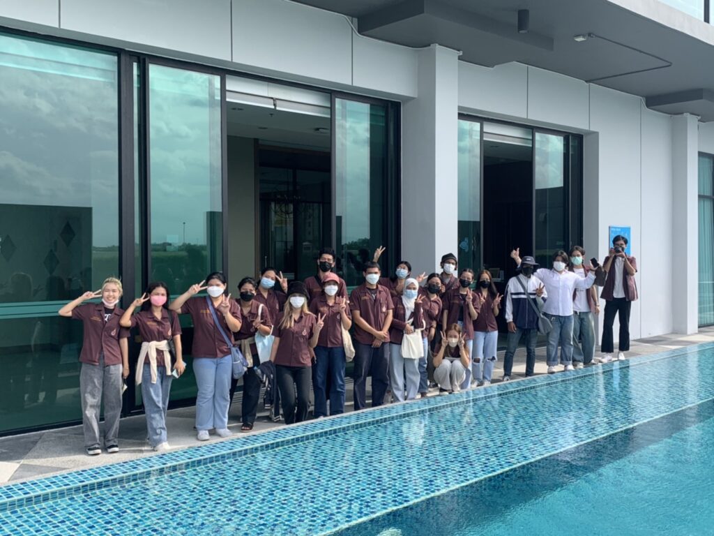 ภาพบรรยากาศนักศึกษา ปี4 สำนักวิชาสถาปัตยกรรมศาสตร์และการออกแบบ สาขาสถาปัตยกรรม มหาวิทยลัยวลัยลักษณ์ ออกทัศนศึกษา