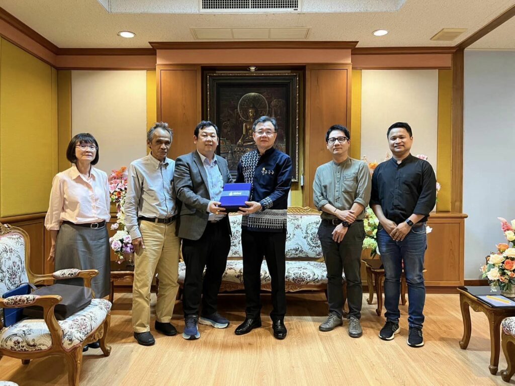 สำนักวิชาสถาปัตย์ฯ เข้าพบท่านผู้ว่าราชการจังหวัดนครศรีฯ เพื่อพูดคุยความต้องการในการพัฒนาพื้นที่ในเมืองนครศรีฯ