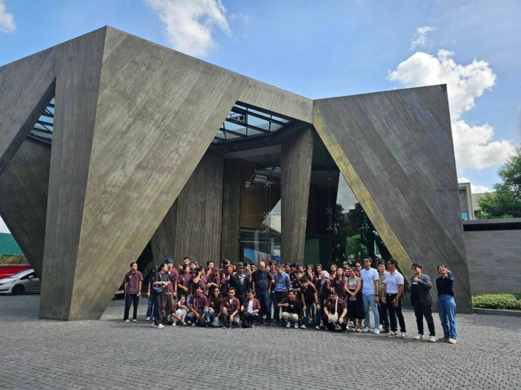 โครงการศึกษาดูงานภาคสนาม สาขาสถาปัตยกรรม ในกิจกรรม Open House Asa Cloud