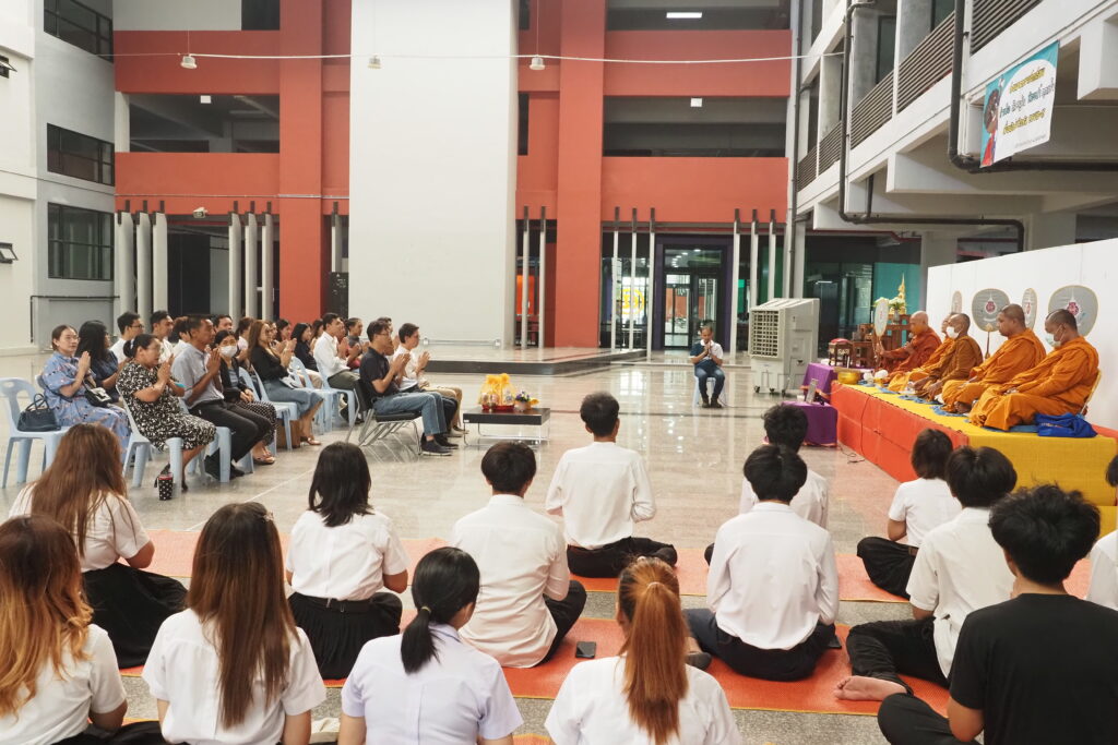 กิจกรรมทำบุญครบรอบการจากไปของ ผศ.เอกพงษ์ จุลเสนีย์ (อ.เอก) อดีตคณบดี ผู้ก่อตั้งสำนักวิชาสถาปัตย์ฯ