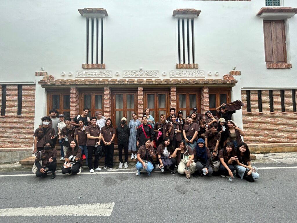 ยี่ยมชมและบรรยายเเนวคิดการออกแบบภายในโครงการอนุรักษ์