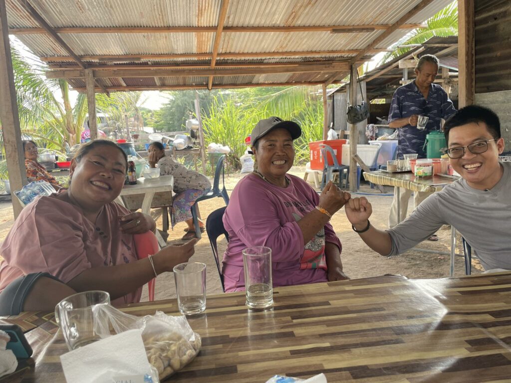 หัวข้อที่ 1 โครงการจัดทำแผนพัฒนาเกาะหลีเป๊ะ ภาคประชาชน The project to develop a community-based development plan for Koh Lipe