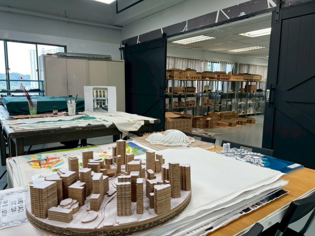 ADWU Goes Global! สำนักวิชาสถาปัตยกรรมศาสตร์และการออกแบบ มหาวิทยาลัยวลัยลักษณ์ เดินหน้าสร้างความเข้มแข็งด้านความร่วมมือนานาชาติ จัดกิจกรรม International Leadership in Education and Research Networking (i-LEARN)